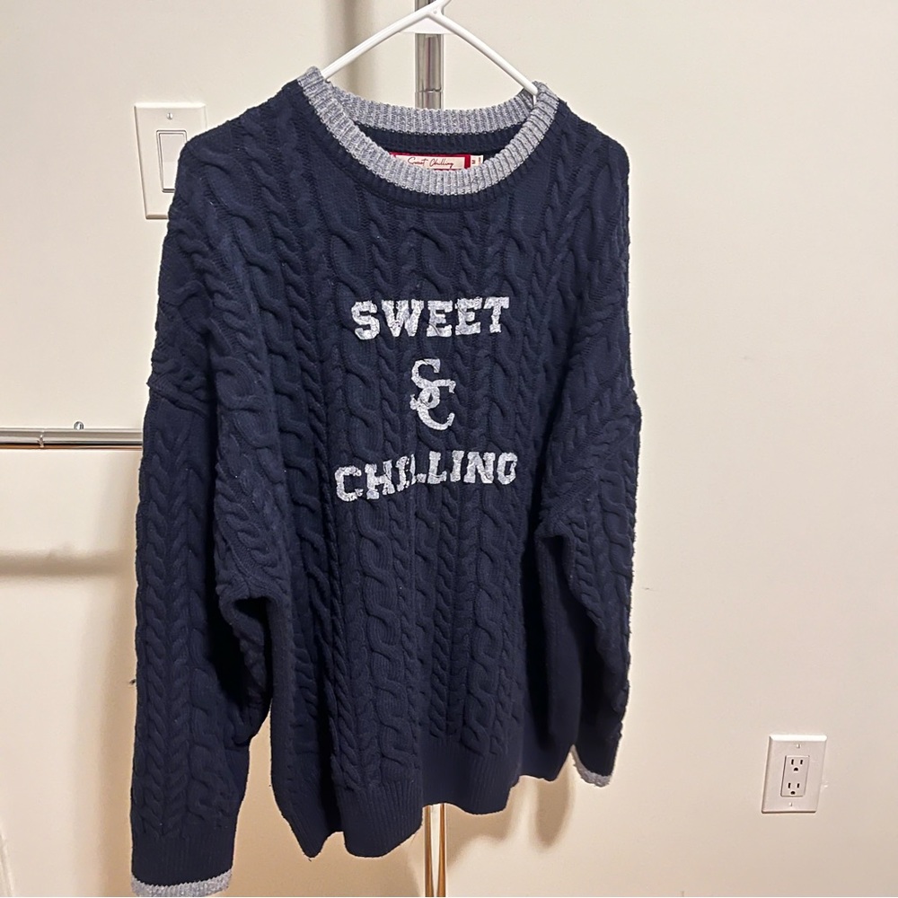 Sweet Chilling/ comfy / 99% new